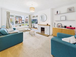 Living Room- click for photo gallery